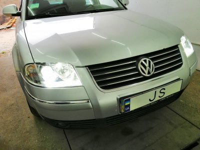 Установка ксенона Volkswagen Passat 2002