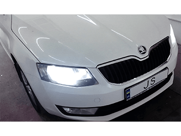 Установка светодиодных ламп Skoda Octavia A7 2013
