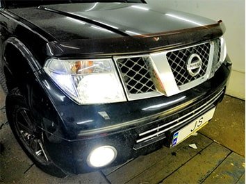Установка линз Nissan Pathfinder 2008