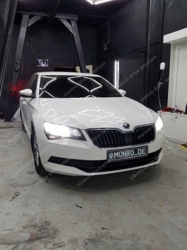 Skoda Superb 2016 - установка лед ламп