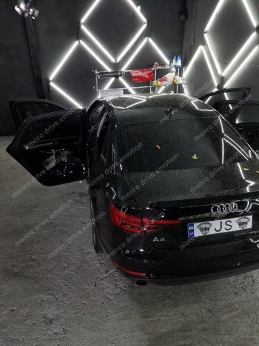 Установка шумо-виброизоляции на Audi A4 2018 года
