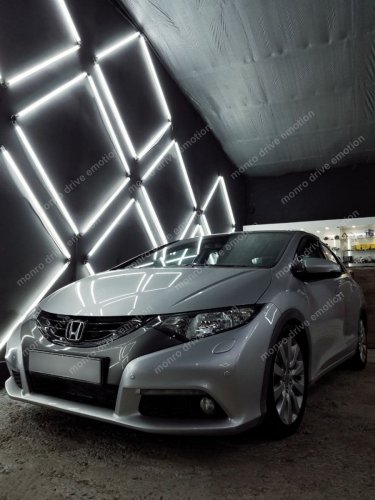 Встановлення парктроніка Honda Civic 5D 2012