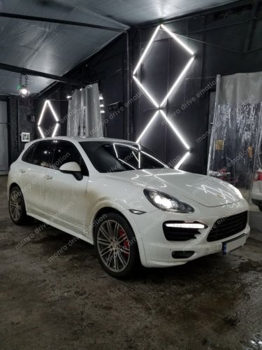 Установка ксенона Porsche Cayenne 2016