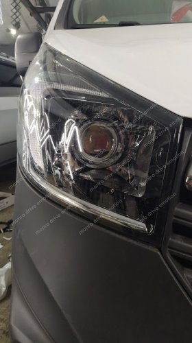 Установка линз Opel Vivaro 2017