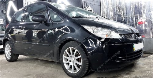 Mitsubishi Colt 2006 - полировка и оклейка фар бронепленкой