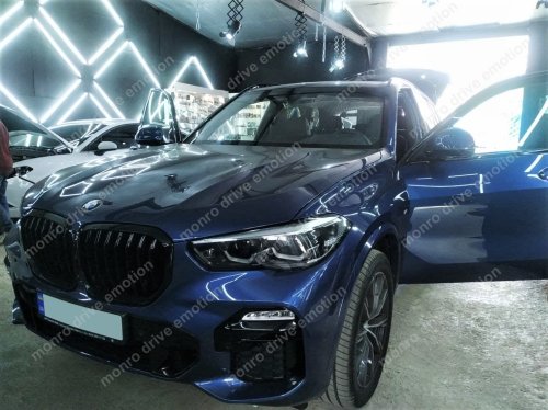 Установка видеорегистратора на BMW X5 2019 г.в.