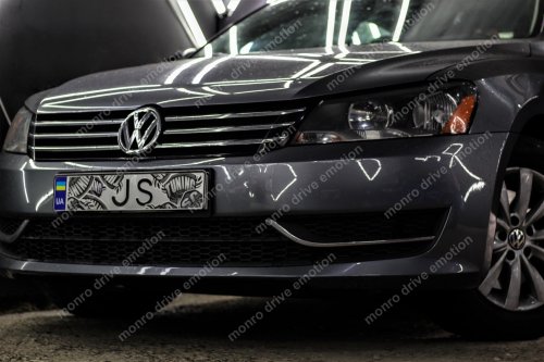 Установка камеры заднего вида Volkswagen Passat 2013