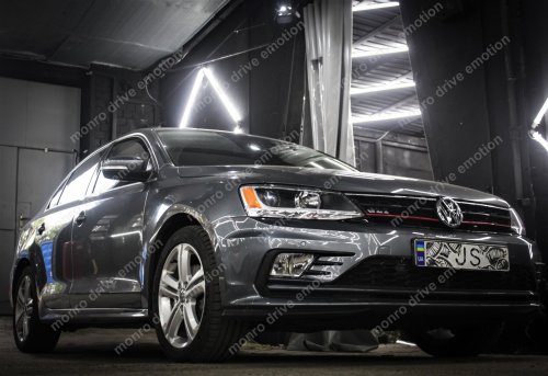 Установка парктроника Volkswagen Passat 2016 г.в.