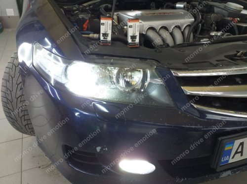 Установка ксеноновых ламп Honda Accord