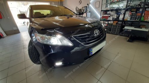 Установка линз Toyota Camry V40 