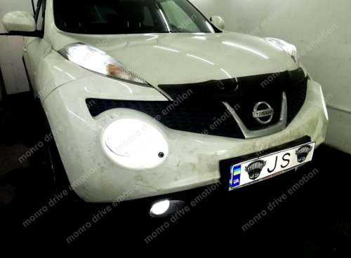 Установка линз Nissan Juke