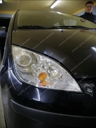 Установка ксенона Mitsubishi Colt