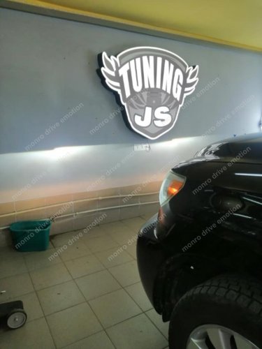 Установка ксенона Toyota Sequoia