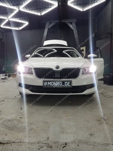 Skoda Superb 2016 - установка лед ламп