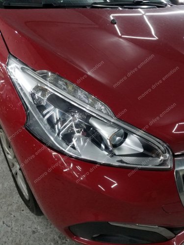 Установка LED ламп Peugeot 208 2016 г.в.