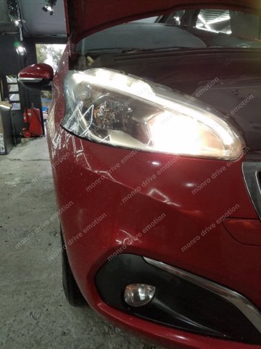 Установка LED ламп Peugeot 208 2016 г.в.