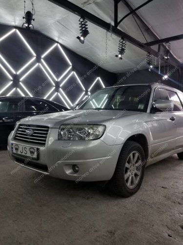 Subaru Forester 2008 - полірування і шліфування фар