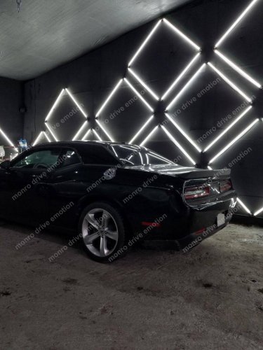 Встановлення парктроніка Dodge Challenger 2016
