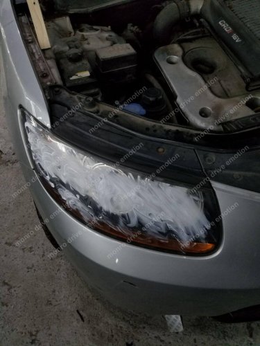 Полірування фар Hyundai Santa Fe 2007
