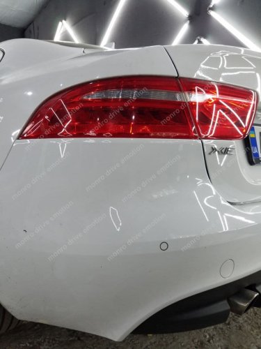 Установка парктроника Jaguar XE
