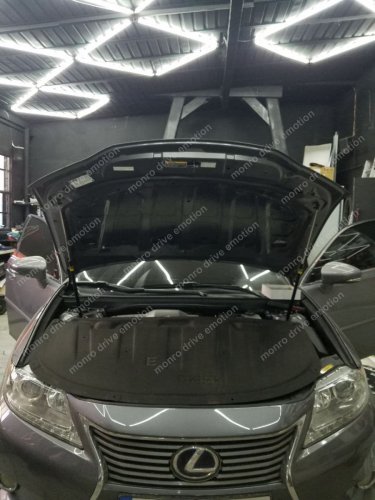 Установка шумо-виброизоляции на Lexus ES300h 2014 г.в.