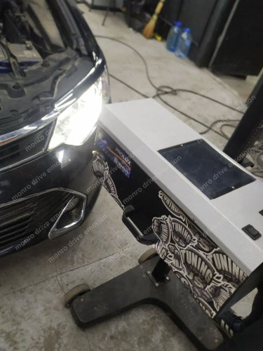 Втановлення LED лінз і полірування фар Toyota Camry 2016 р.в.