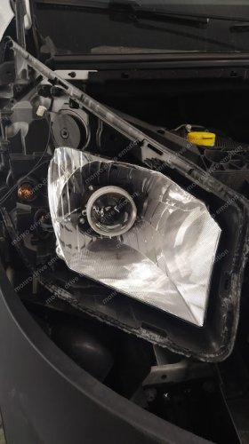Установка линз Opel Vivaro 2017