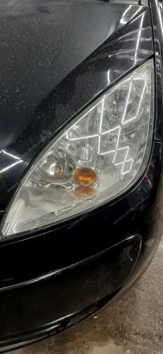 Mitsubishi Colt 2006 - полировка и оклейка фар бронепленкой