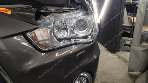 Mitsubishi Outlander 2011 - полировка и оклейка фар бронепленкой