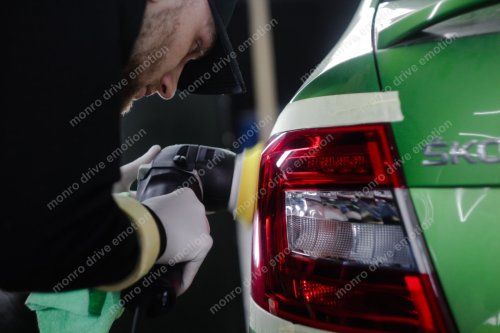 Полировка задних фонарей Skoda Octavia RS 2014 г.в.