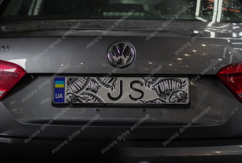 Замена магнитолы на Volkswagen Passat 2013 года