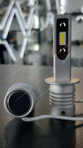 Комплект светодиодных ламп Sho-Me F3 HB3 9005 6500K 20W