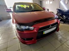 Полірування і шліфування фар на Mitsubishi Lancer X 2010 р