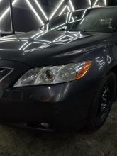 Полірування і обклеювання фар бронеплівкою Toyota Camry 40