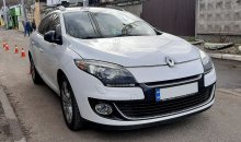 Установка камеры заднего вида Renault Megane 2015