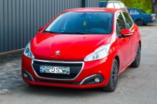 Встановлення шумо-віброізоляції дверей на Peugeot 208 2018 року