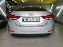 Установка парктроника Hyundai Elantra