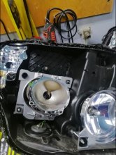 Установка линз Mitsubishi Pagero