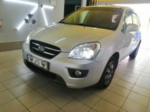 Установка ксеноновых ламп KIA Carens