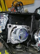 Установка линз Mitsubishi Pagero