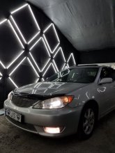 Установка ксеноновых ламп Toyota Camry 2005
