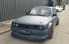 Ремонт плафону заднього ліхтаря на BMW E30 1988 р.в.