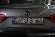 Установка камеры заднего вида Volkswagen Passat 2013